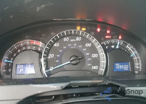 2012 Toyota Camry Base z USA, uszkodzony, nr VIN 4T1BF1FK8CU065922